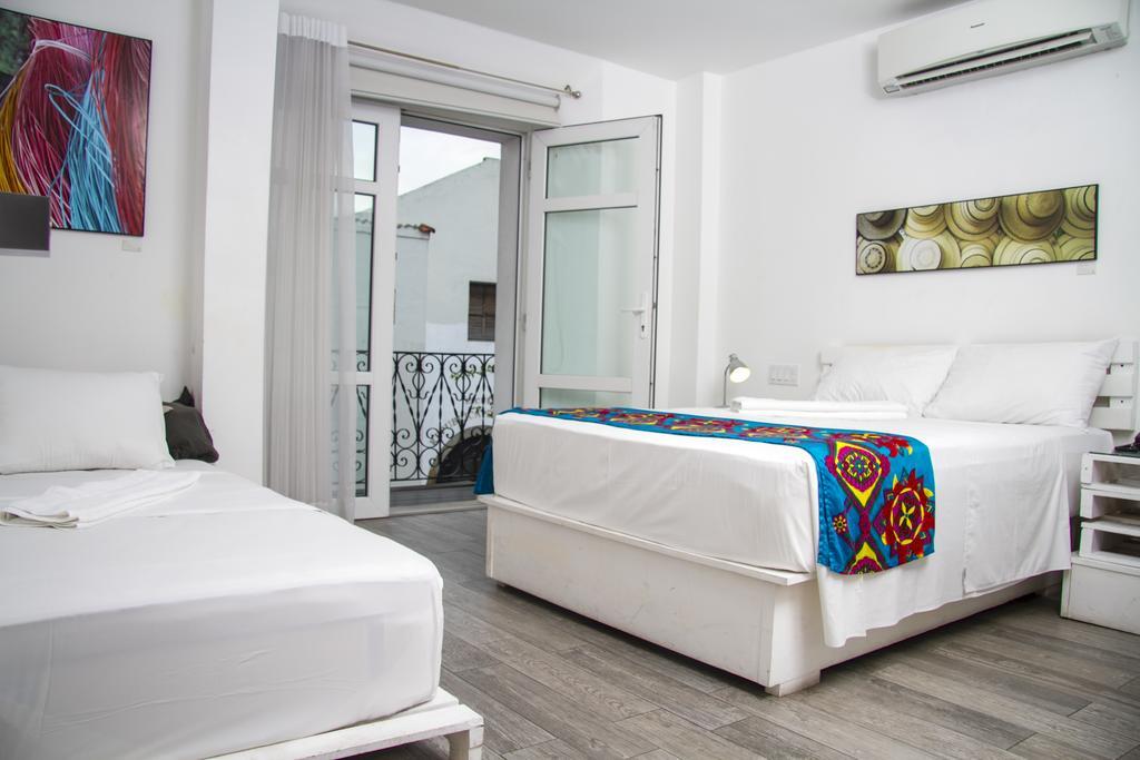 Gatto Blanco Party Hotel Panama City Exterior photo