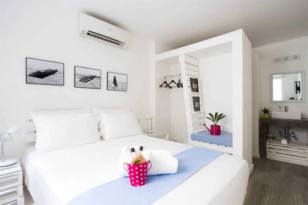 Gatto Blanco Party Hotel Panama City Exterior photo